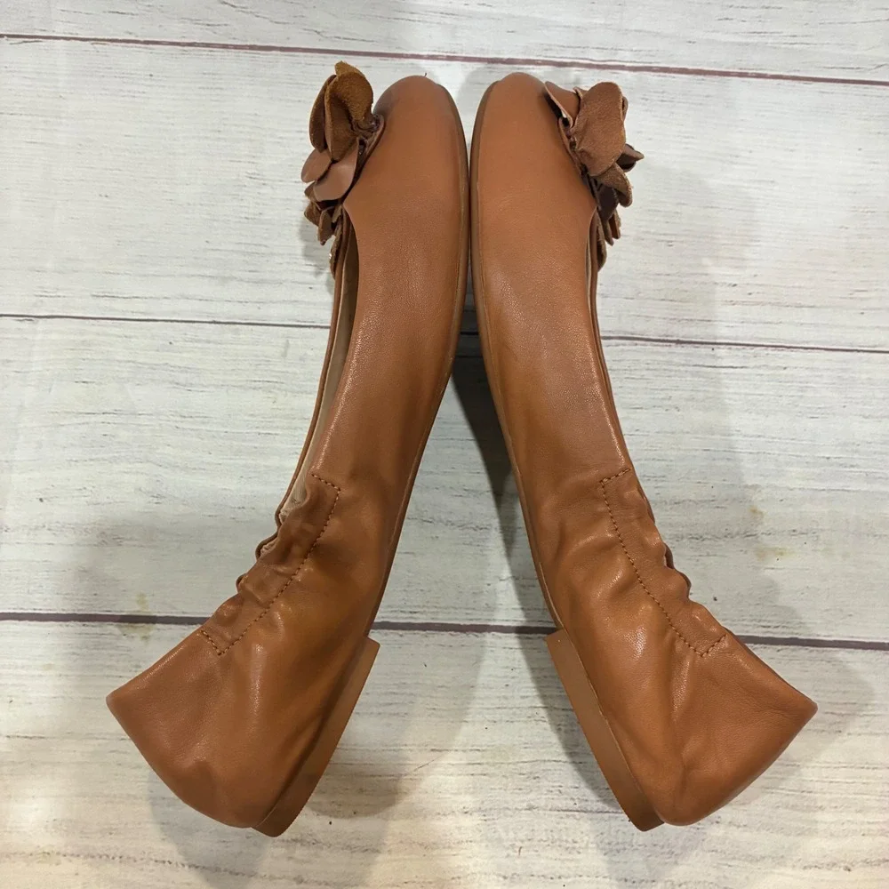 Tory Burch Blossom Ballet Flats Womens 8.5 Tan Leather Flower Applique